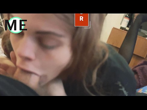❤️ Hrdlo vtáka, roztrhané pančuchy a roztrhané podpätky pekné stretnutie Porno na nás